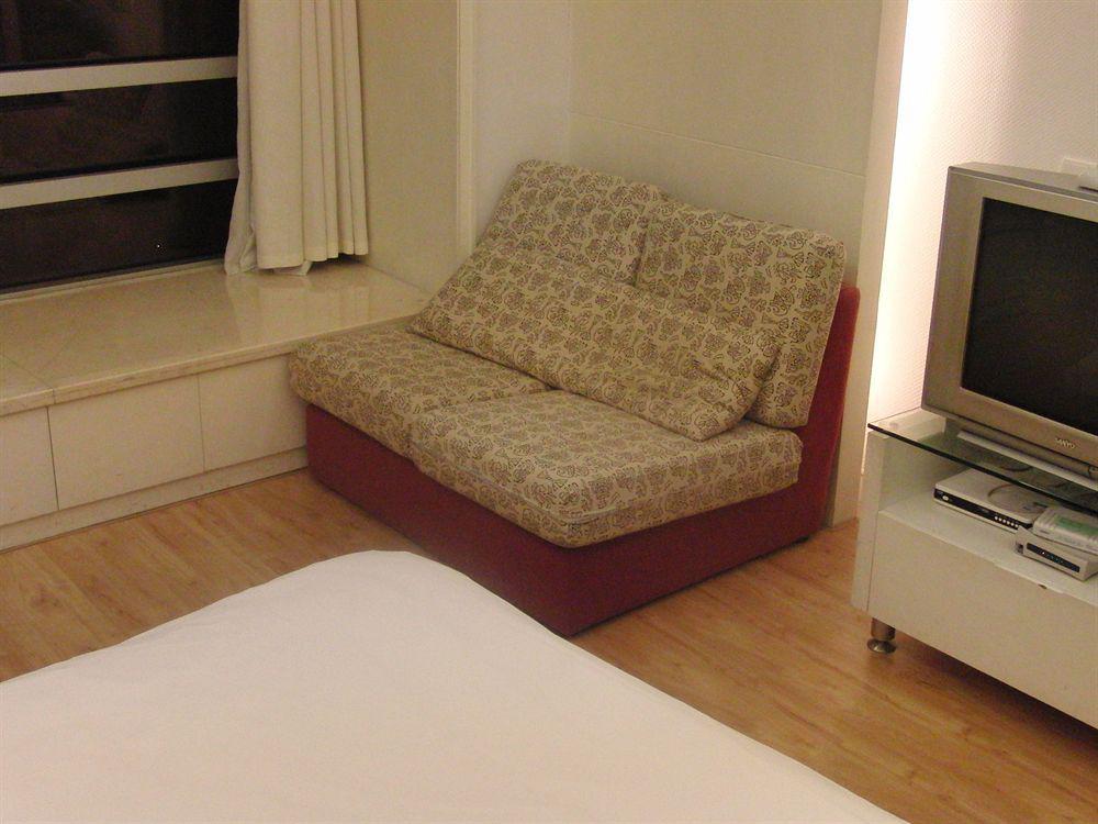 Mayson Shanghai Zhongshan Park Serviced Apartment Bagian luar foto